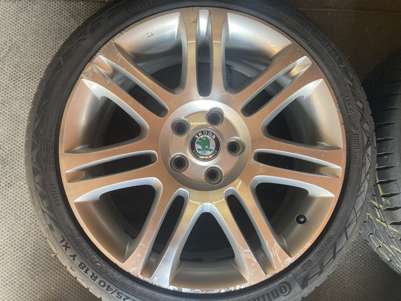 Alu kola ŠKODA SUPERB II letní CONTINENTAL 225/40R18 2023