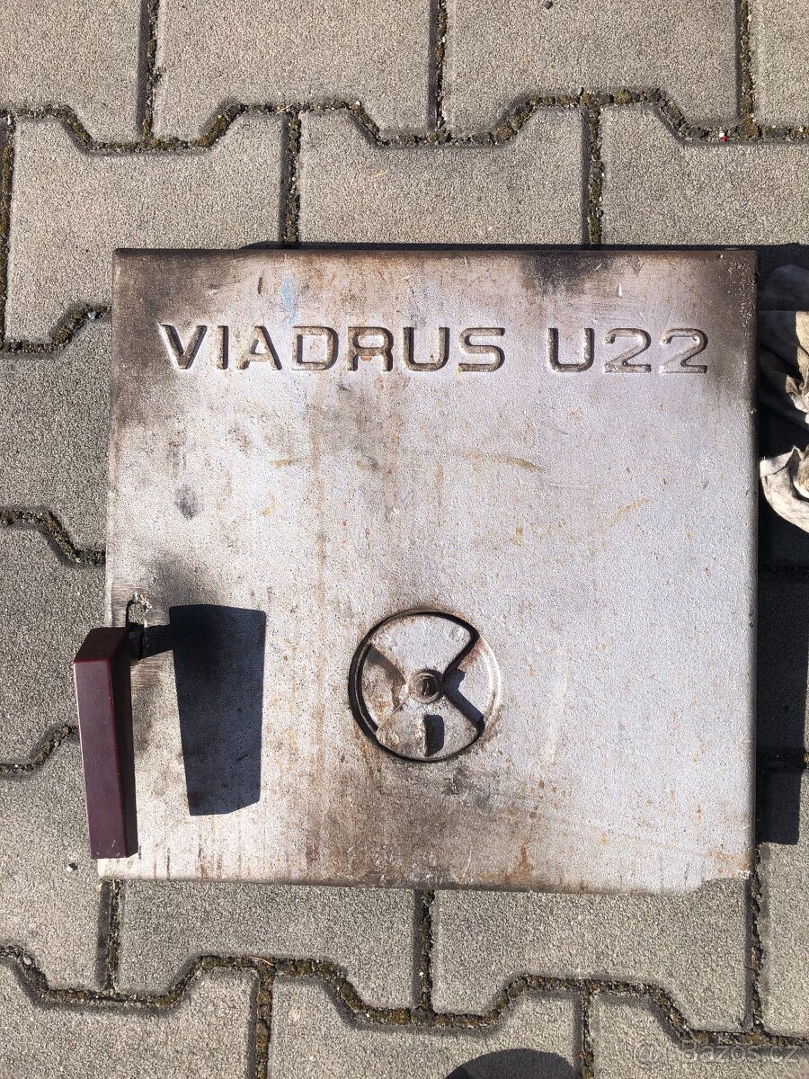 Viadrus U22 horní dvířka