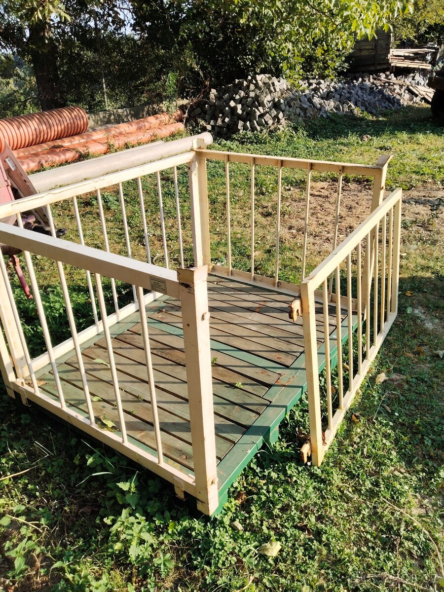 Prodám stohovatelné palety bedna box paleta