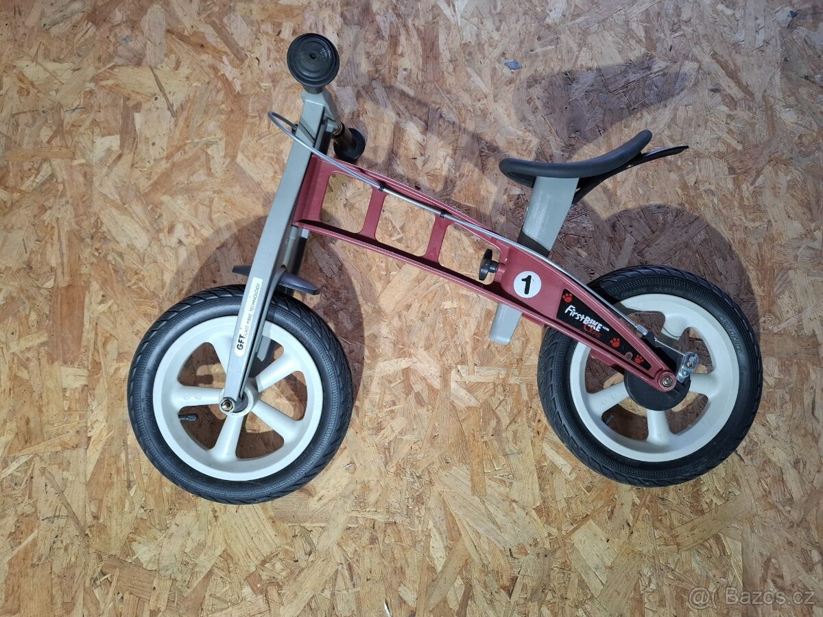 Dětské odrážedlo First Bike Cross