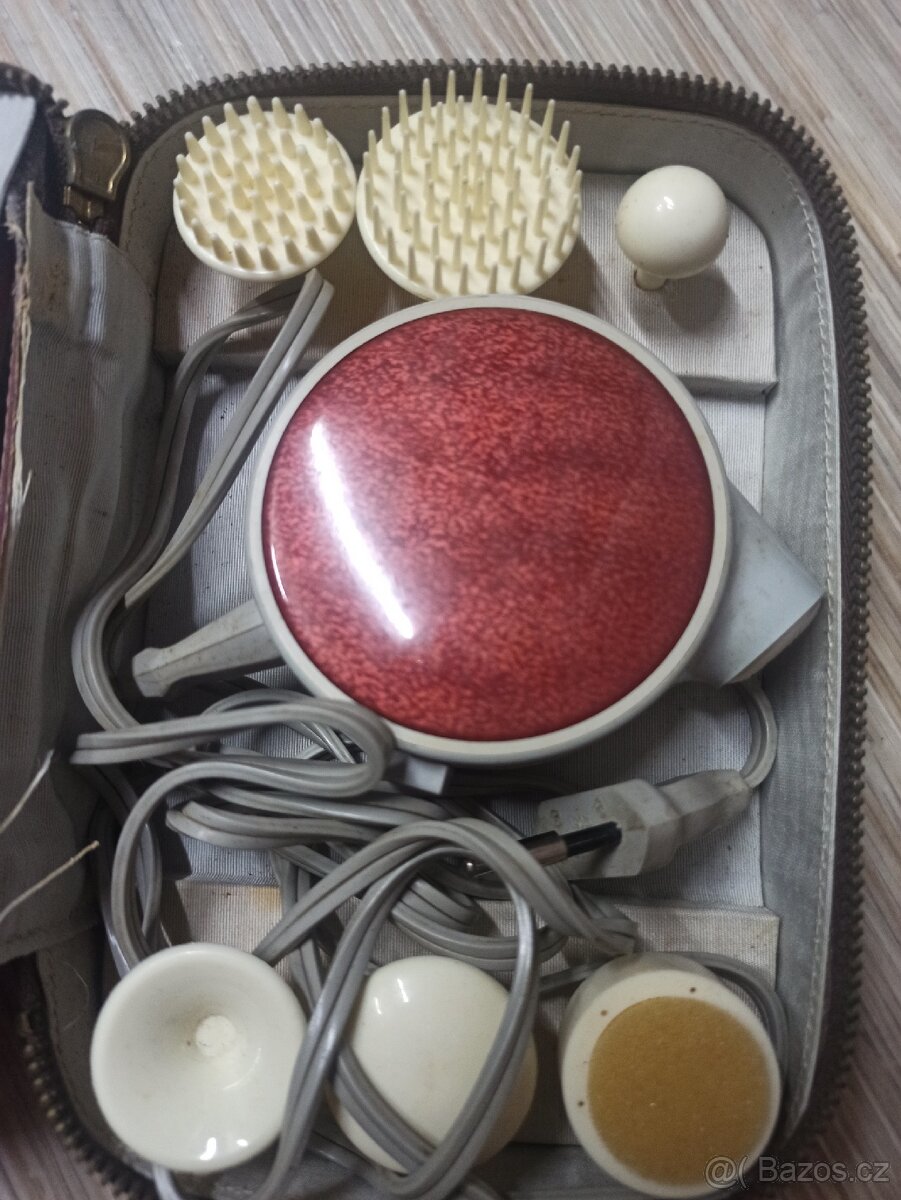 Elektrický masážní strojek, 1971