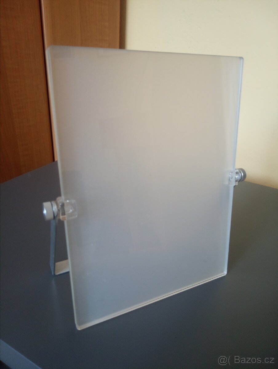 Rámeček na fotografii IKEA Finlir