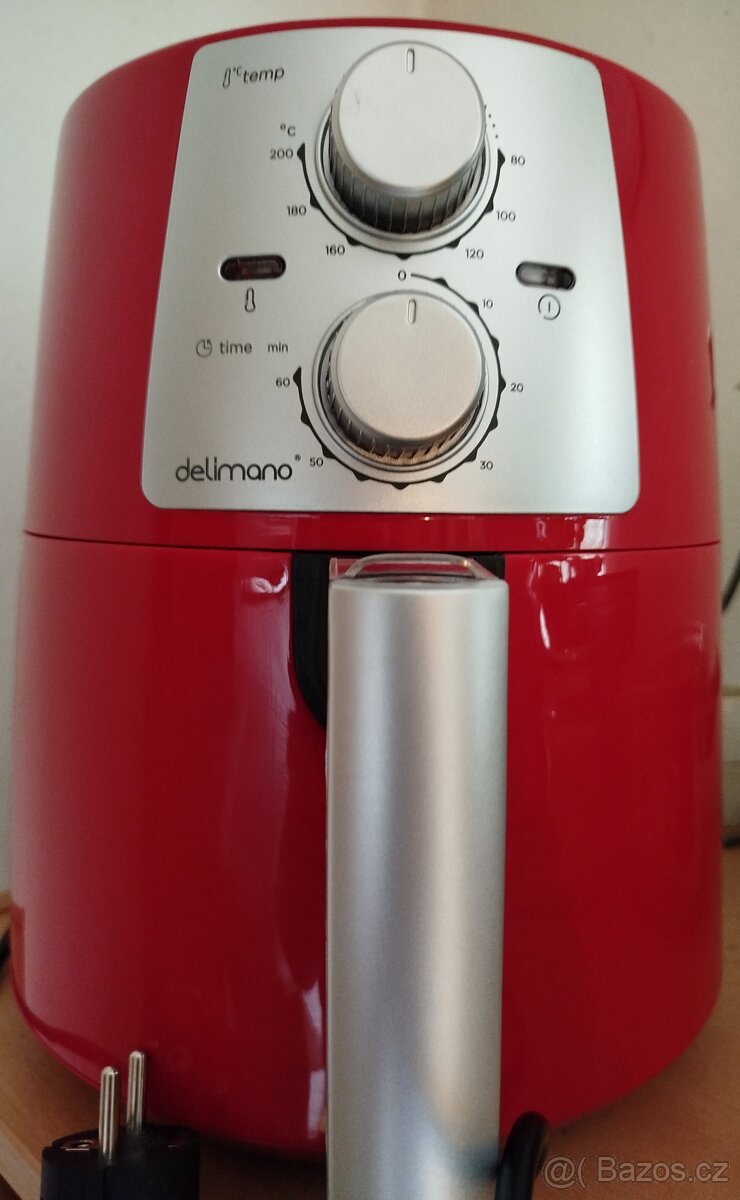 Horkovzdušná fritéza