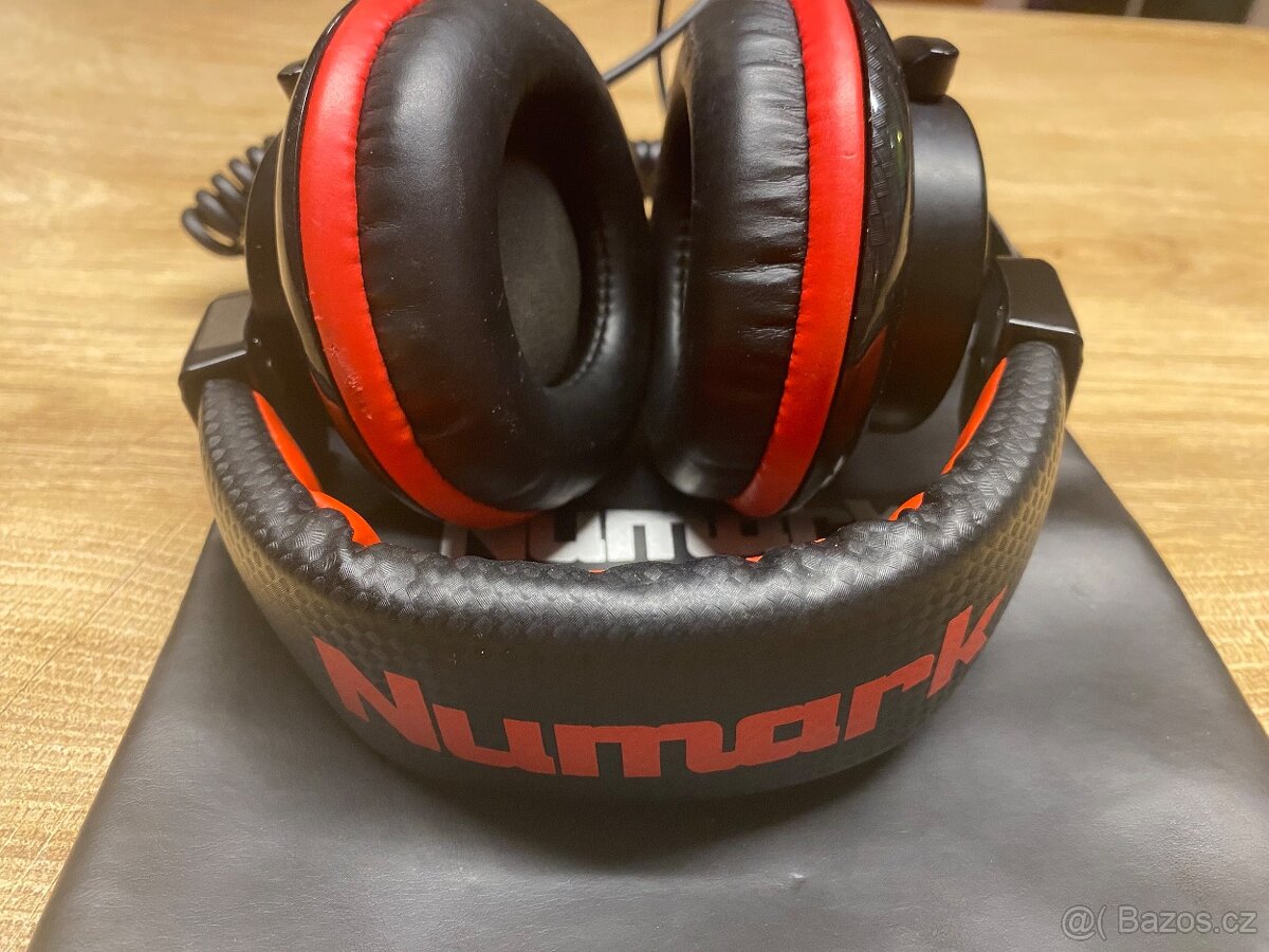 Sluchátka Numark Red Wave Carbon