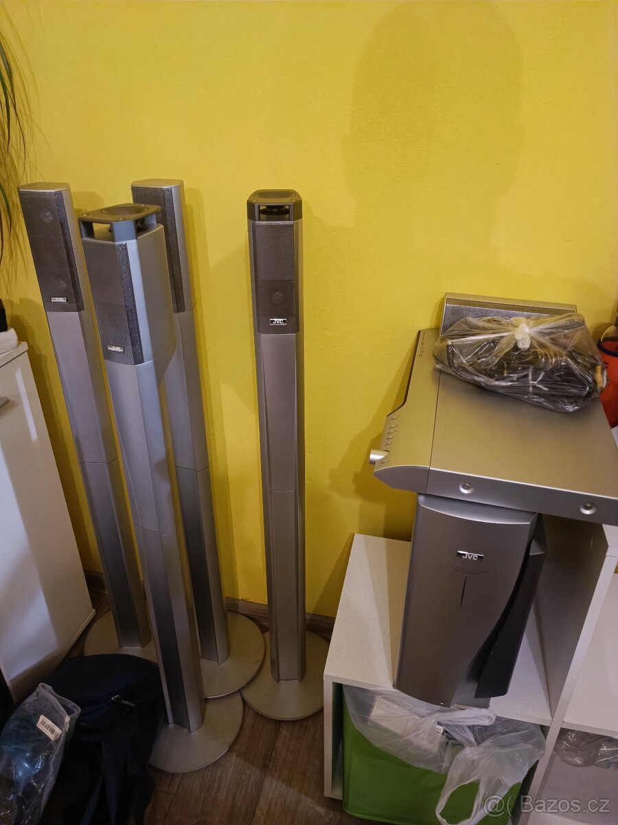 Domácí kino JVC