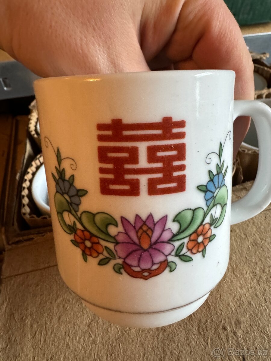 Porcelanove hrnky 6 ks