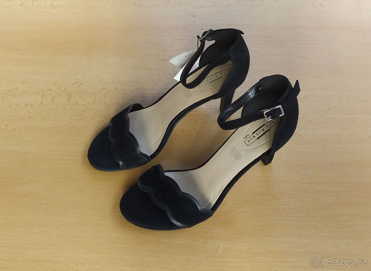 Hezké dámské semišové boty, vel. 36 - nenošené