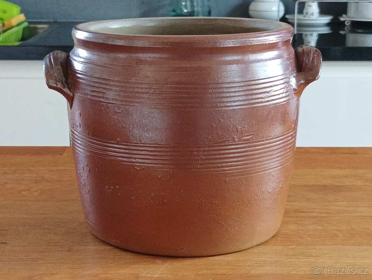 STARÝ SÁDELŇÁK CASTELMORON-SUR-LOT FRENC