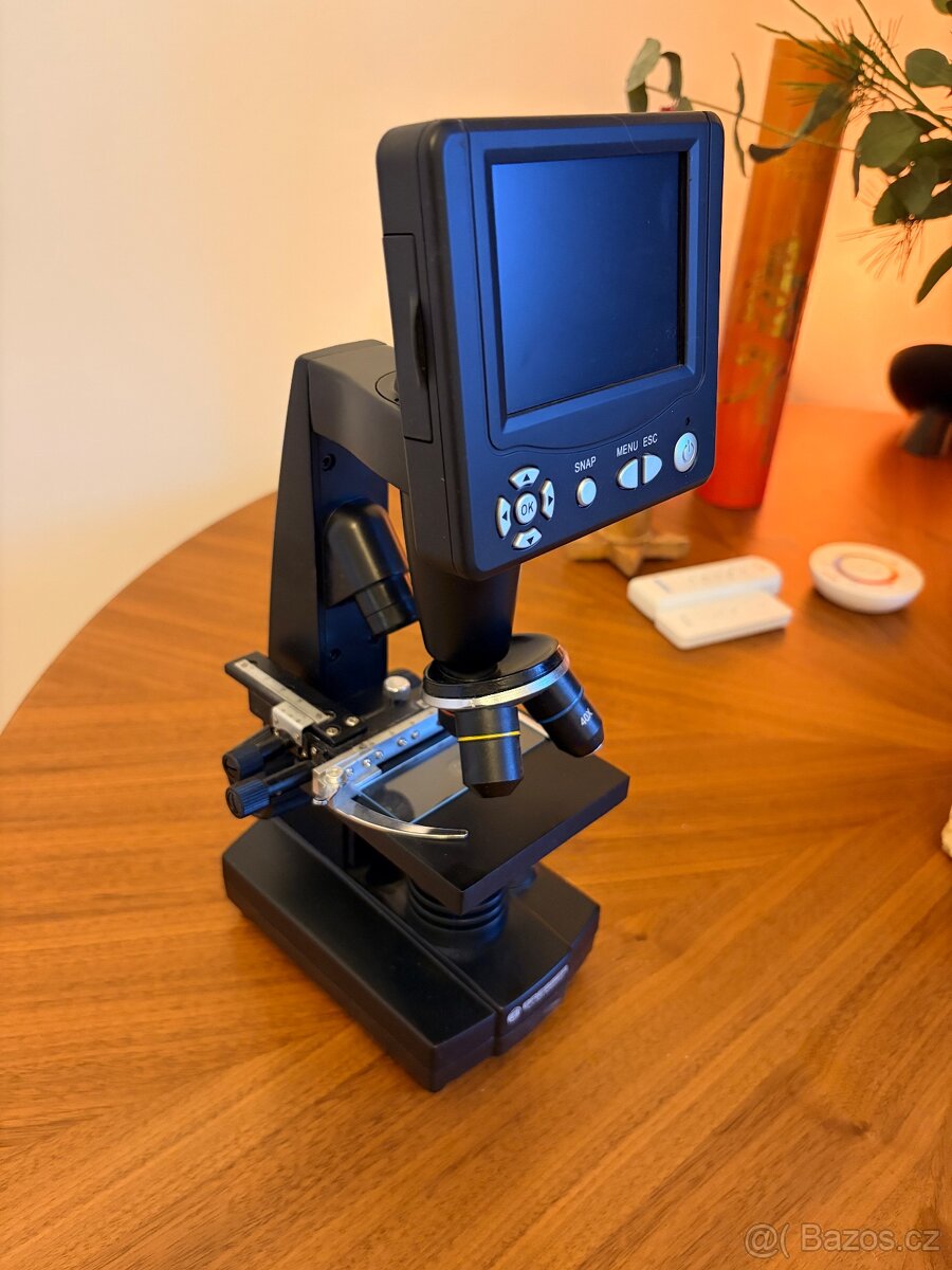 Digitální mikroskop BRESSER LCD 50x-1000x