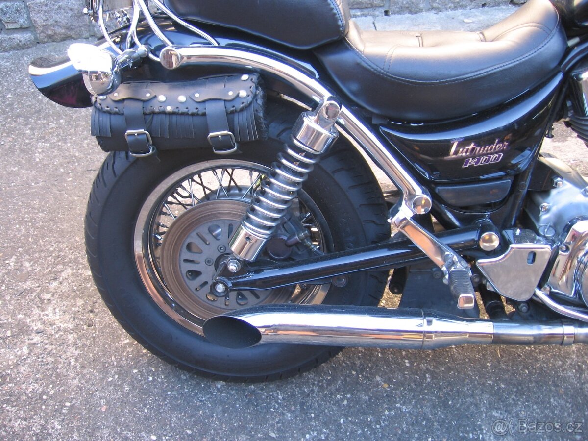 Intruder 1400 výfuky