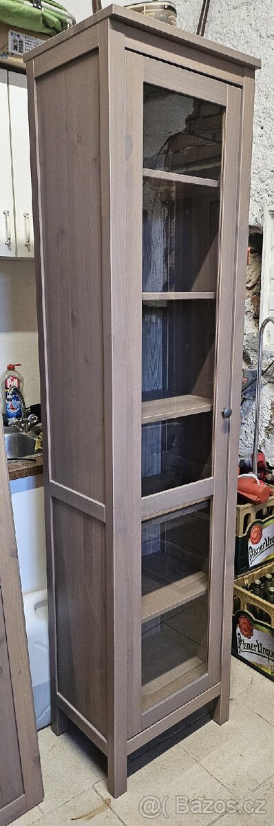 Vitrína-knihovna Ikea Hemnes šedohnědá úzká