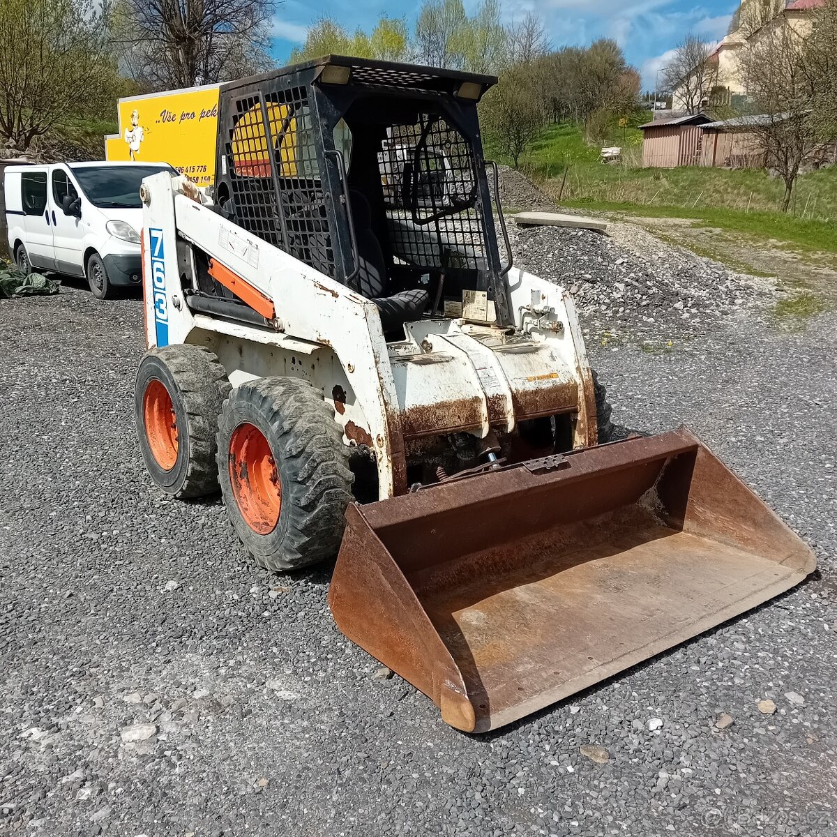 Smykový nakladač Bobcat 763, r.v. 2002