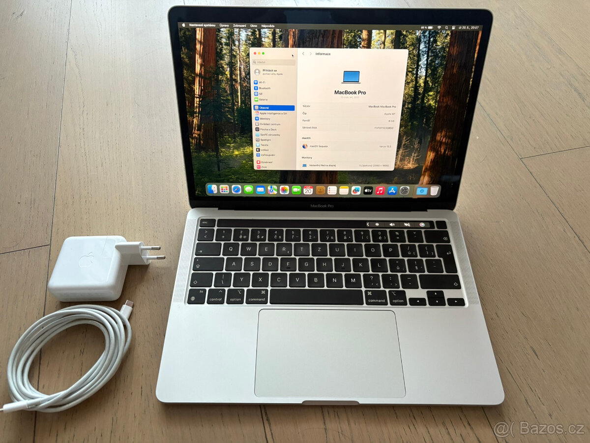 13" Apple MacBook Pro M1 TouchBar 8GB/256 - jako nový