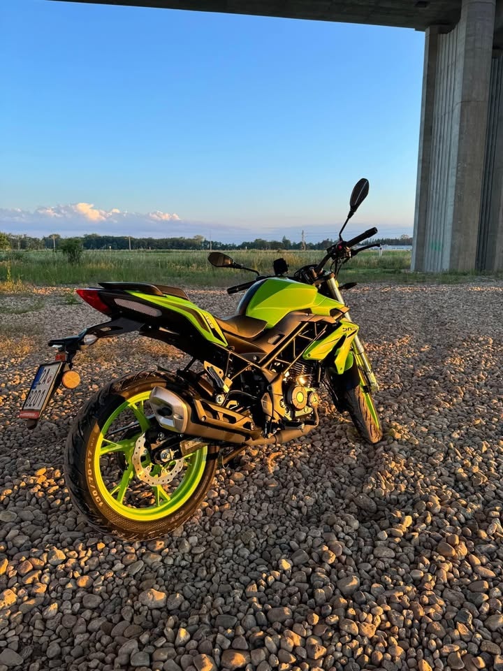 Benelli BN125 LIMITED 1. majitel rv. 2021