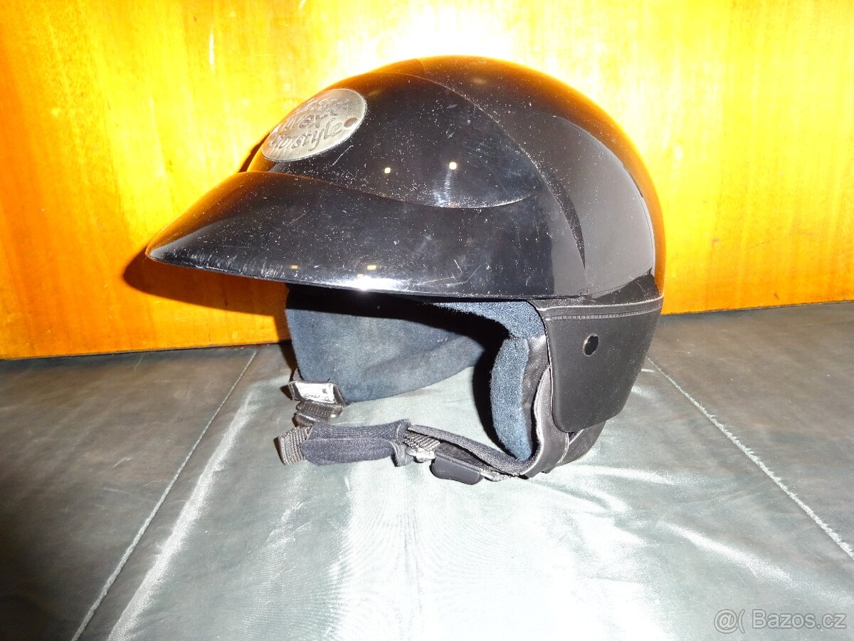 otevřená helma UVEX classic motorstyle vel.L/59-60cm
