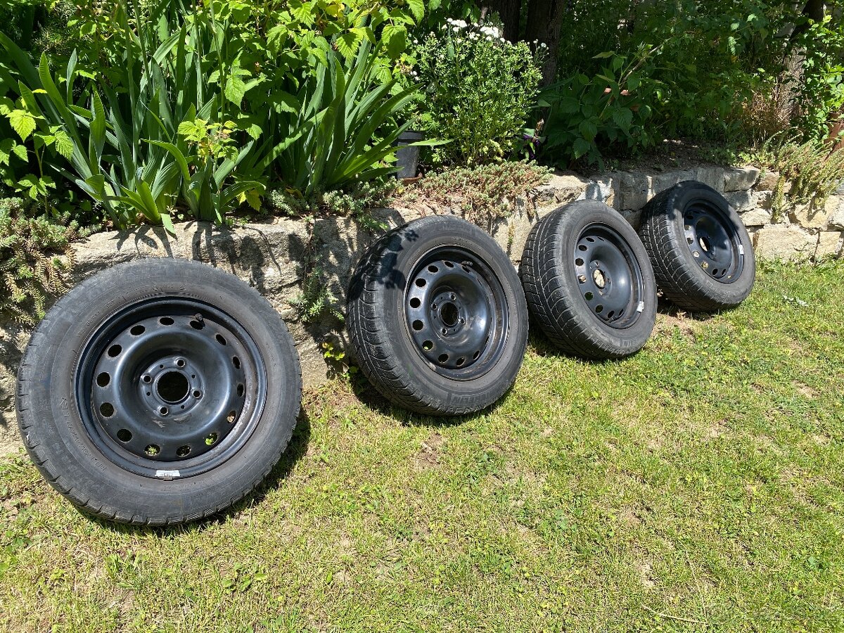 Zimní pneu Michelin Alpin A3 175/65 R14 + disky Citroën