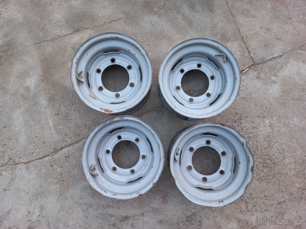 Disky 9,00x15,3