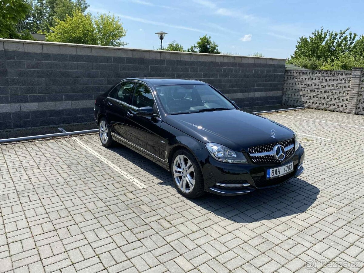 Mercedes C 180, najeto poctivých 64.150km
