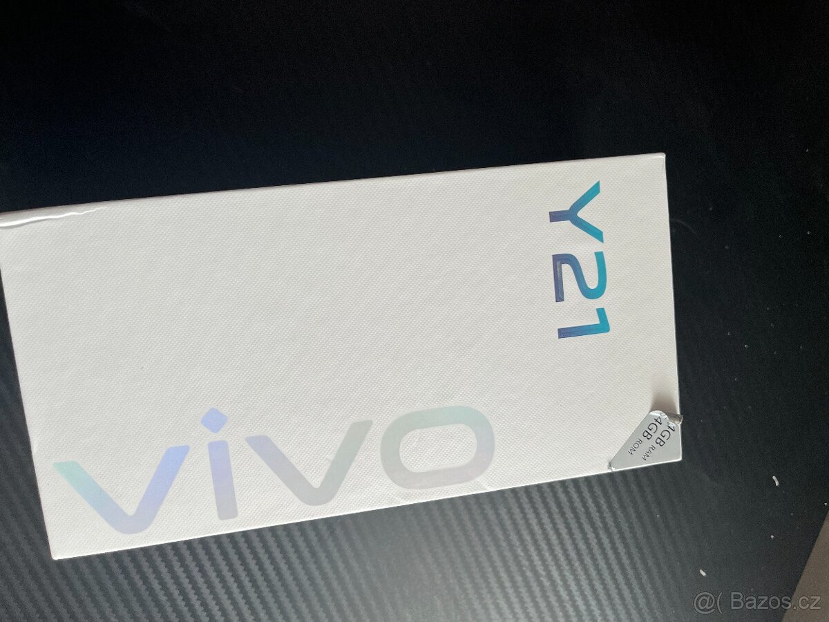 Prodám mobilní telefon vivo Y21 4GB ram a 64GBrom