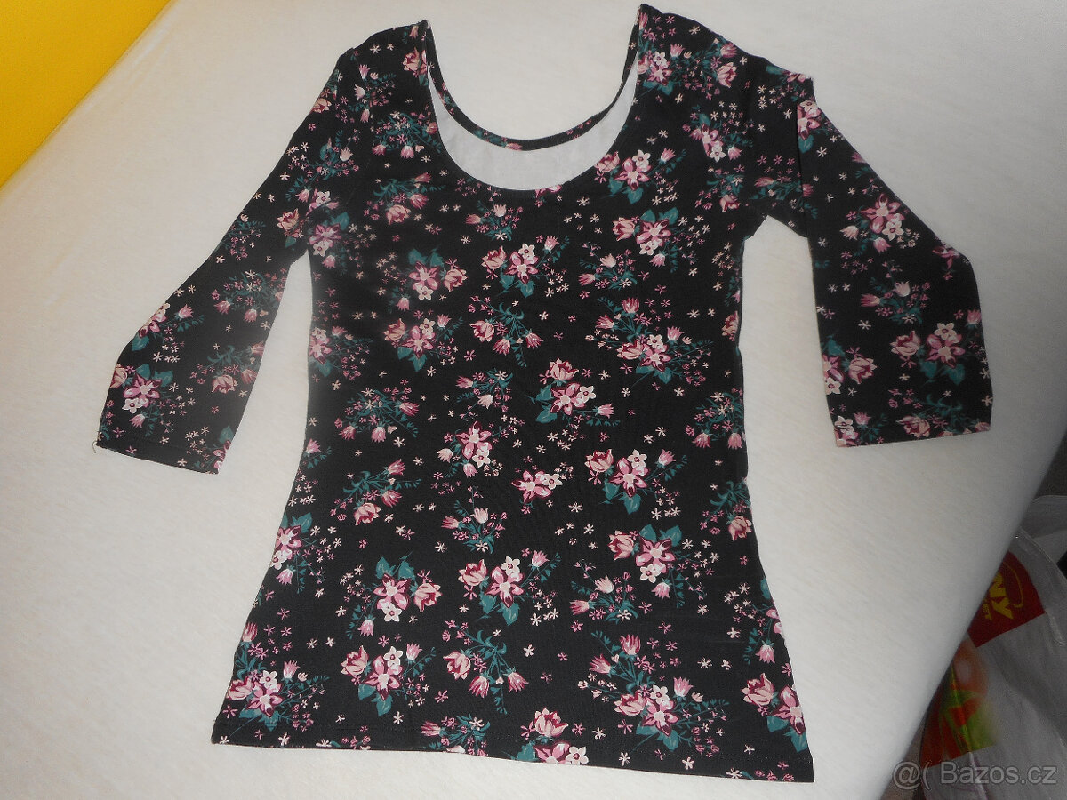 TOP TRIKA
