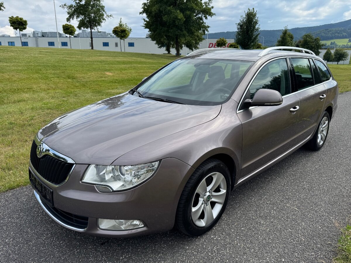 ŠKODA SUPERB II 2.0 TDI COMBI / ZÁRUKA / LETNÍ SLEVA