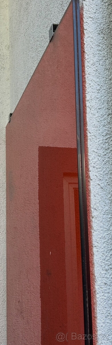 bezpečnostní sklo