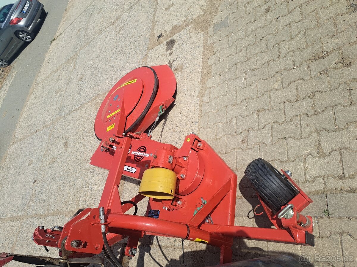 Podsekávač ohradníků ILTIS