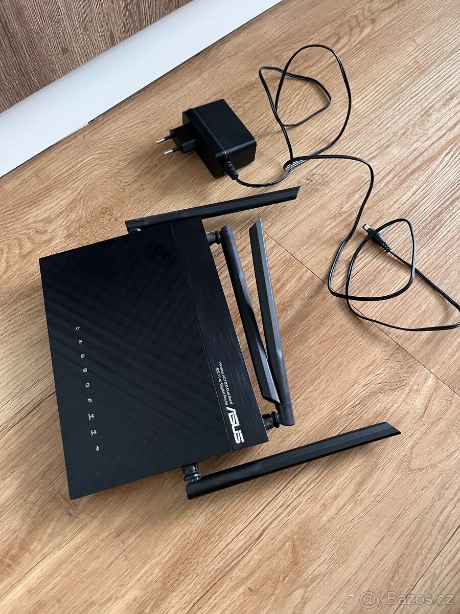 ASUS RT-AC1200G+ – spolehlivý dvoupásmový Wi-Fi router