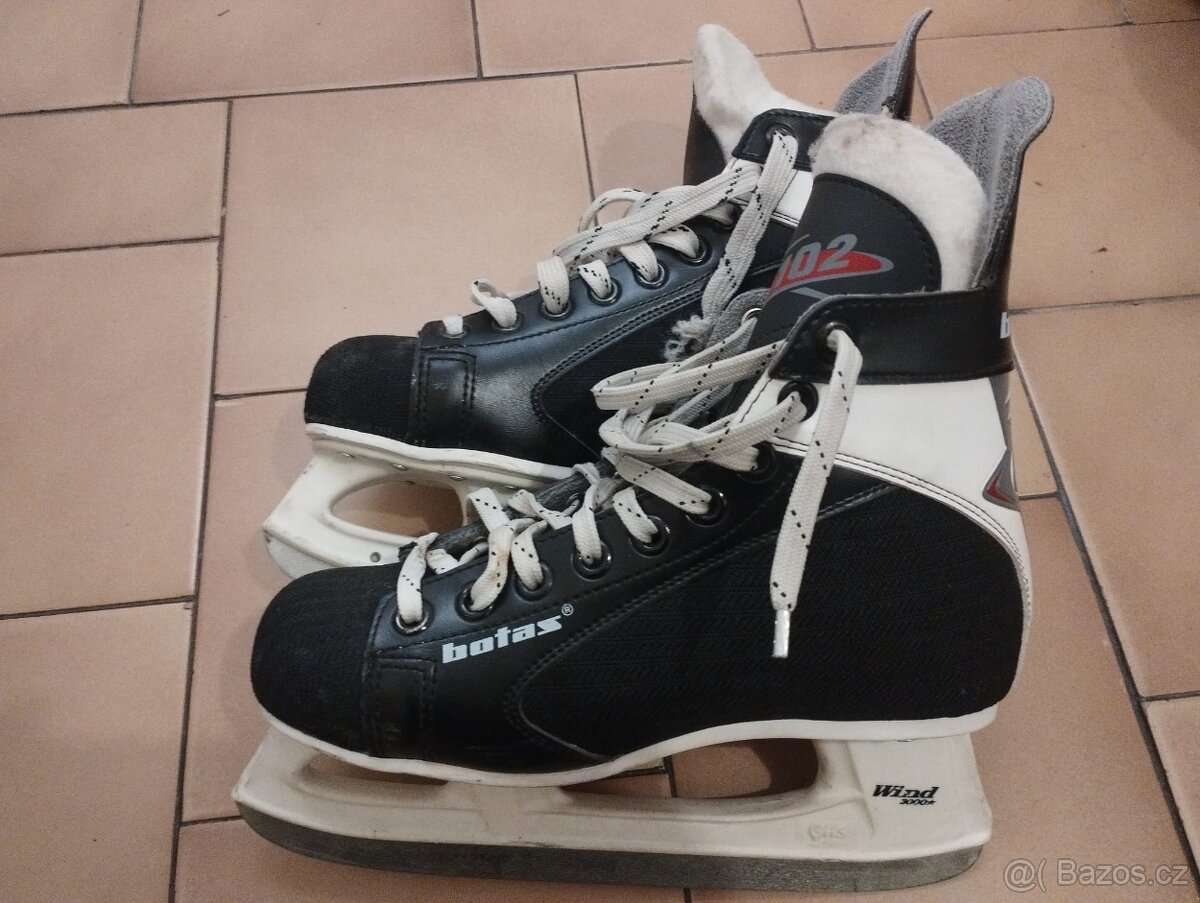 Lední brusle Botas vel. 260mm