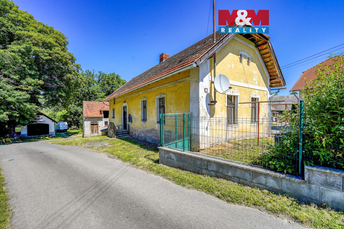 Prodej chalupy, 105 m², Petrovice