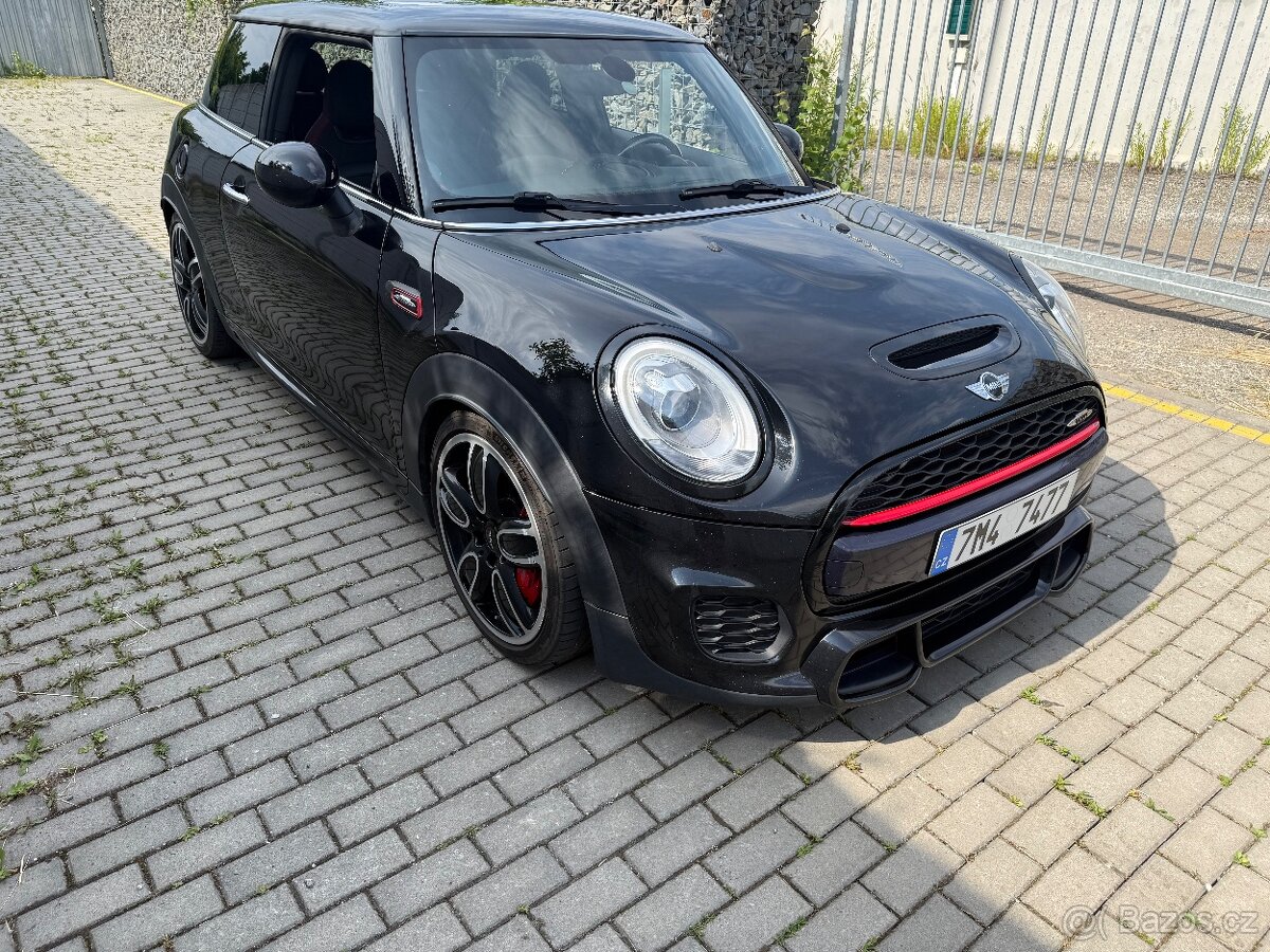 Mini Cooper JCW - MANUÁL + JCW PRO KIT