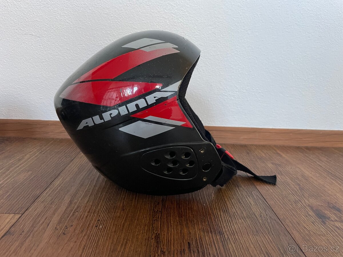 Dětská lyžařská přilba,helma Alpina