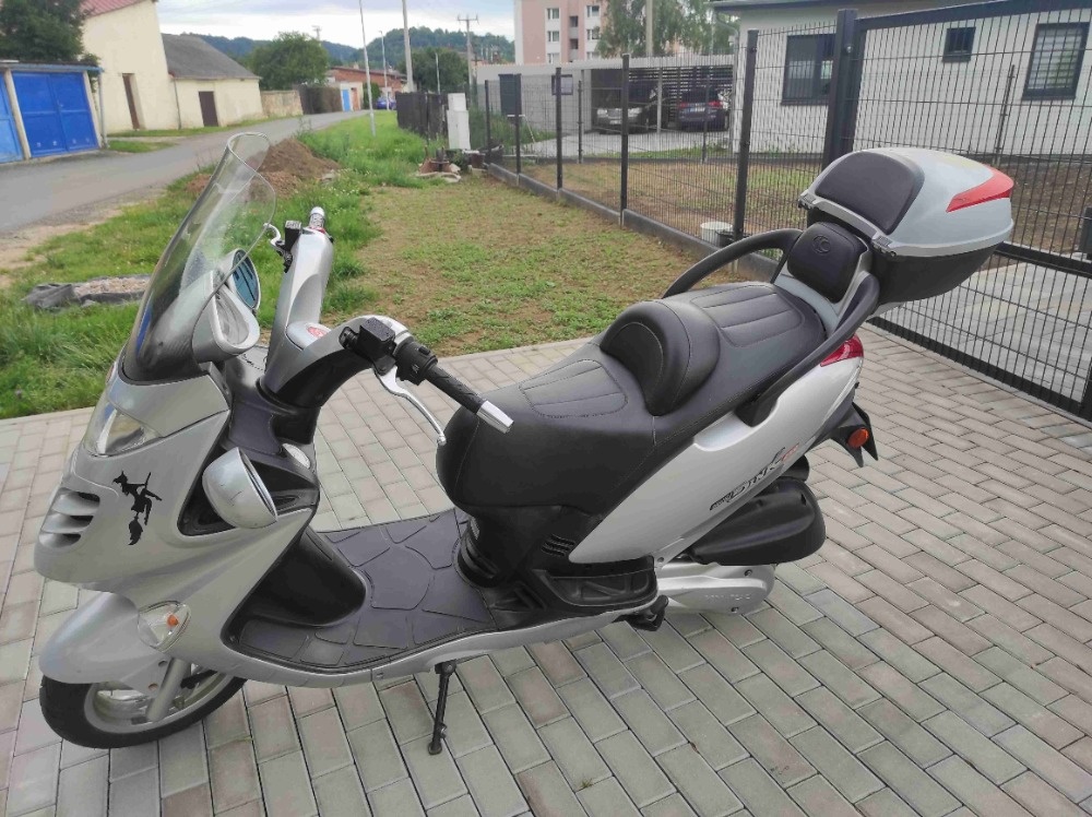 KYMCO GRAND DINK 250 ccm