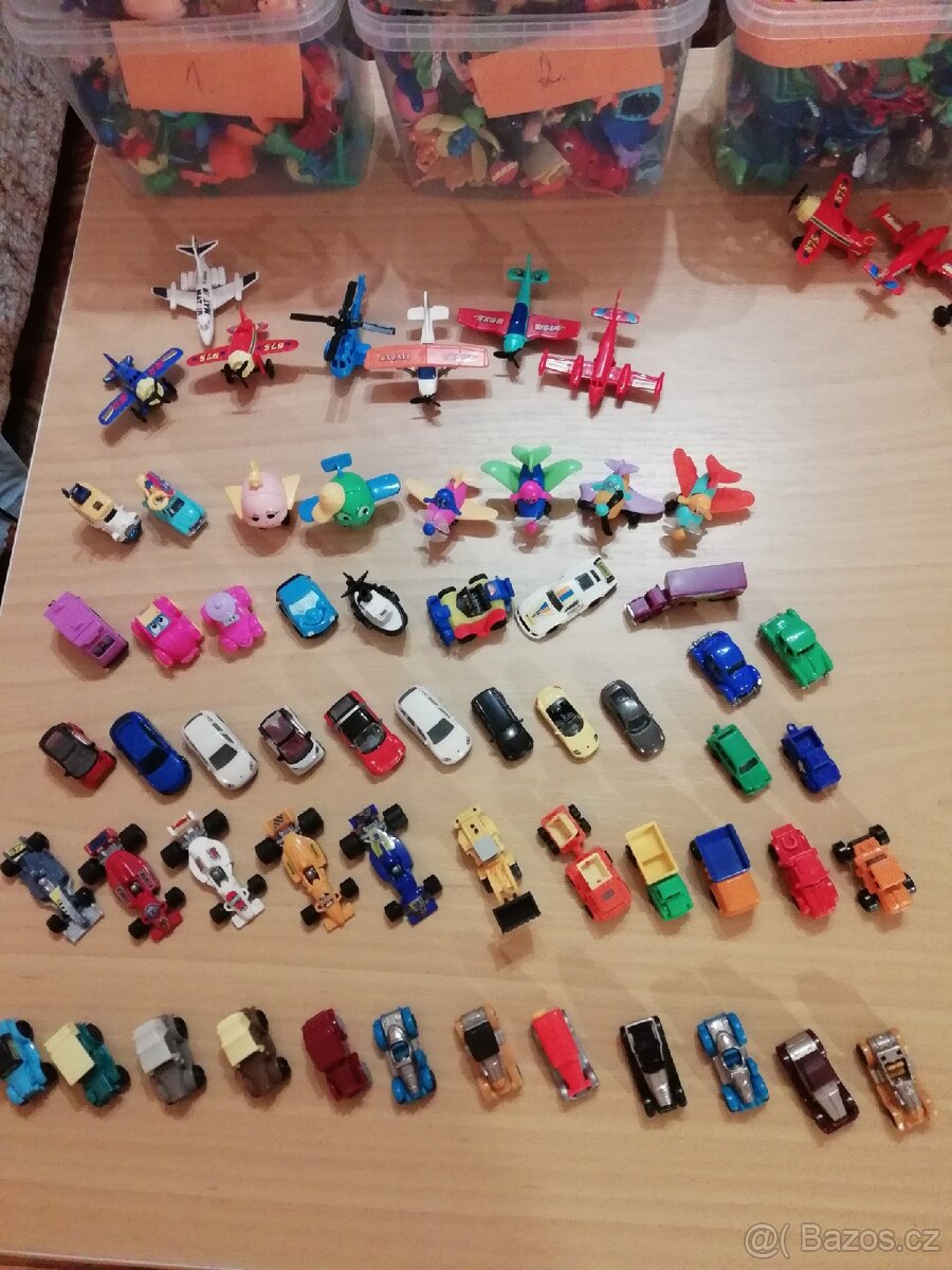 350 kusů kinder technika