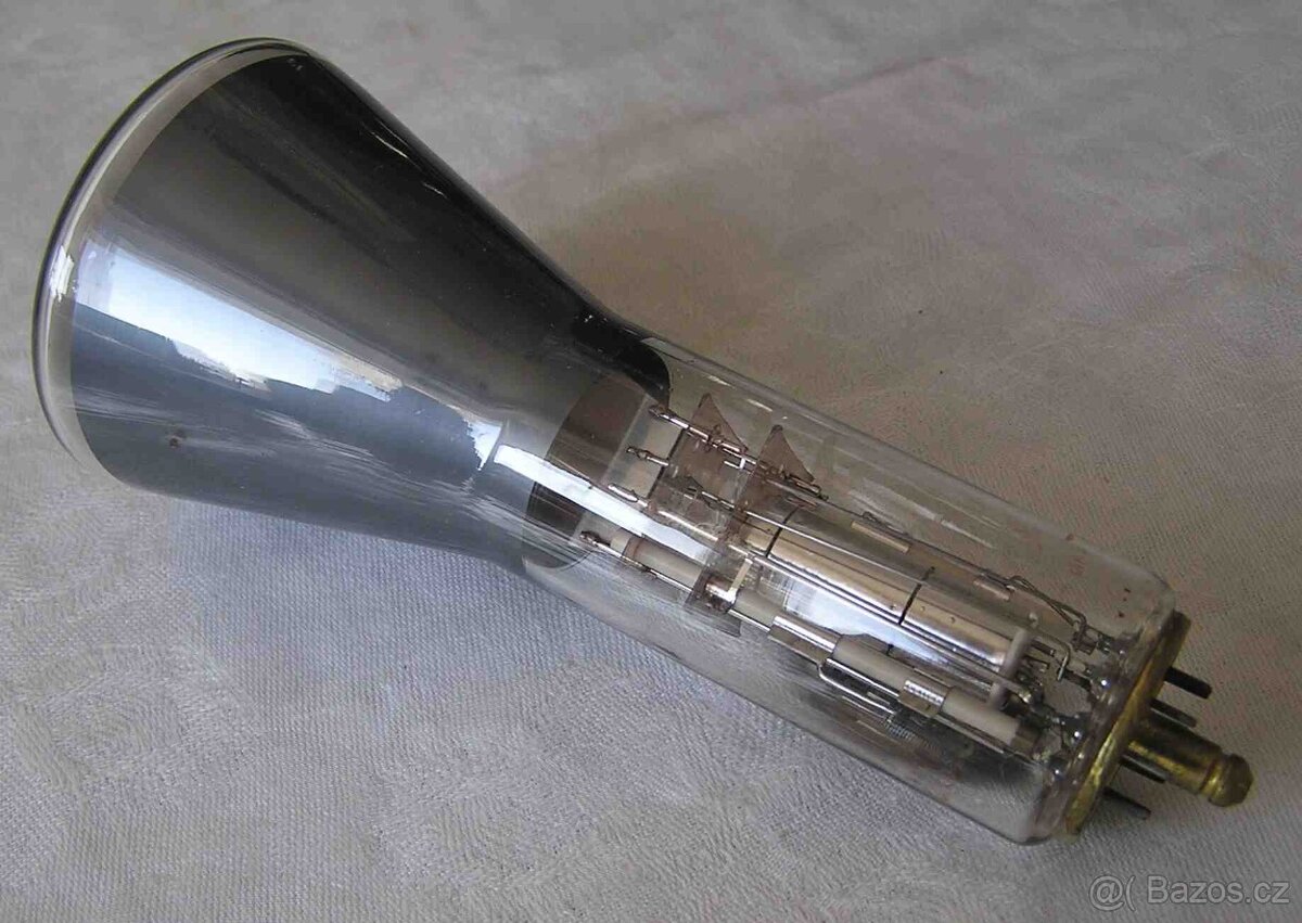 Osciloskopická obrazovka 7QR20