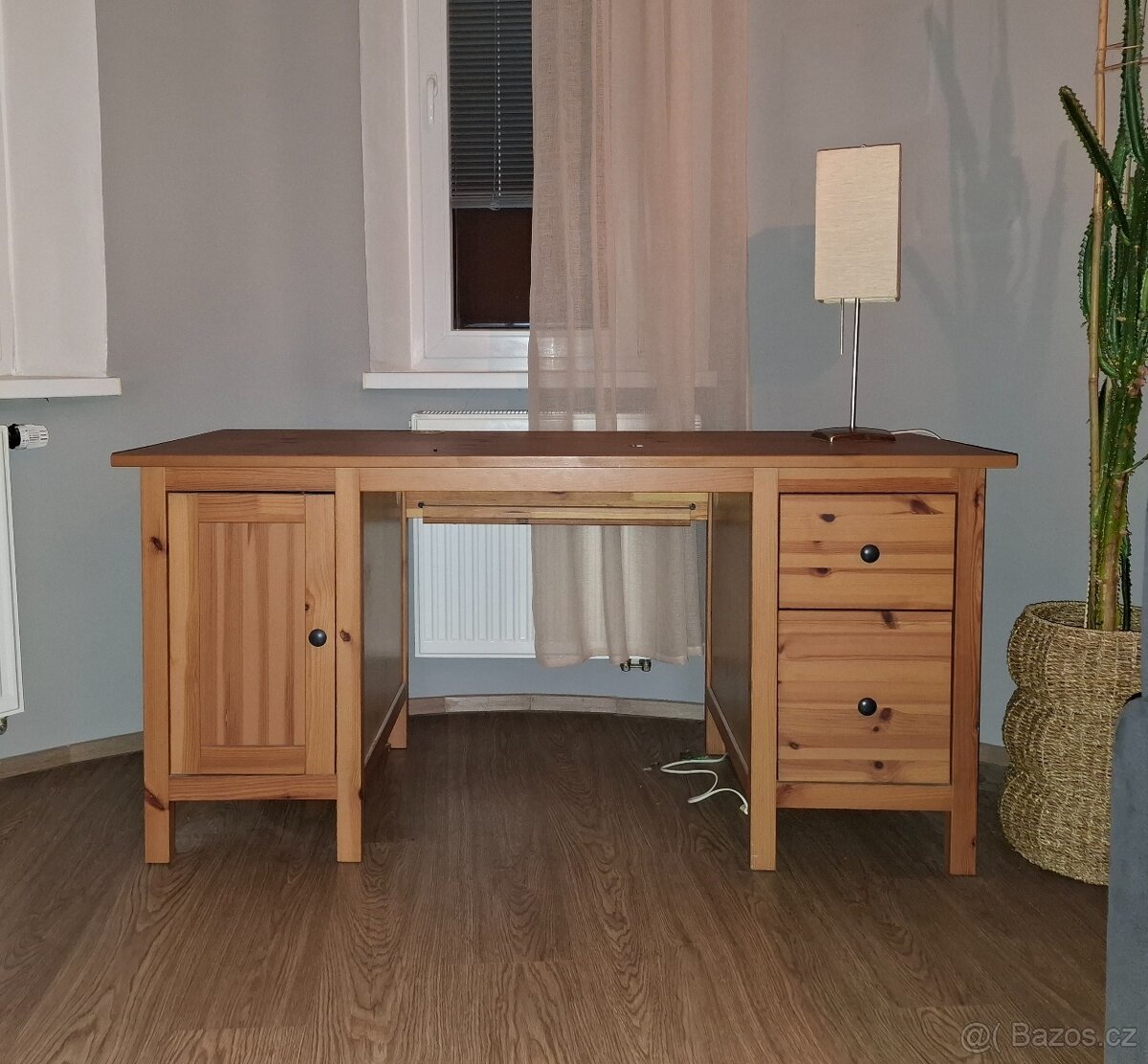 Psací stůl Ikea Hemnes