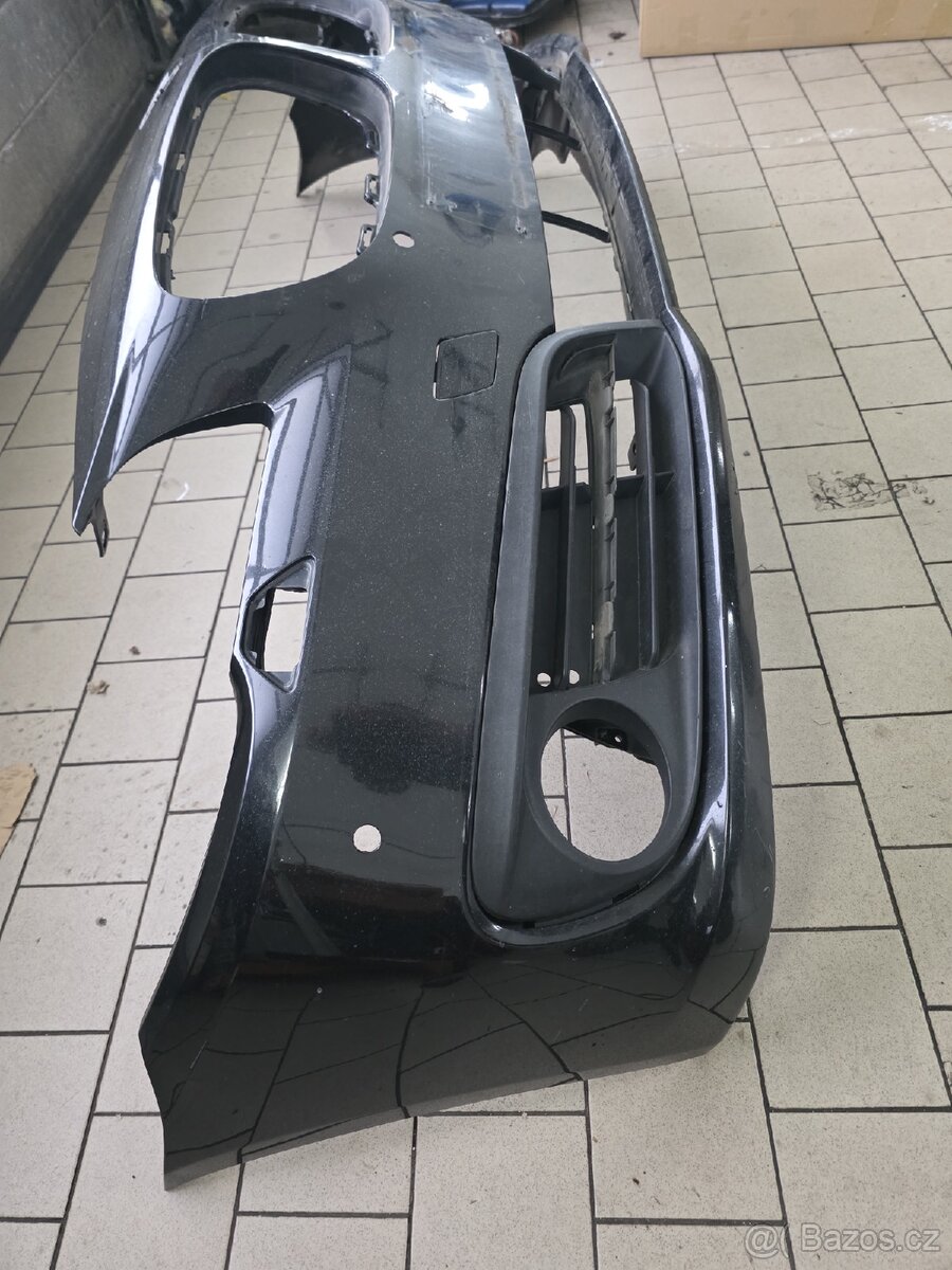 BMW 5 F10 přední nárazník