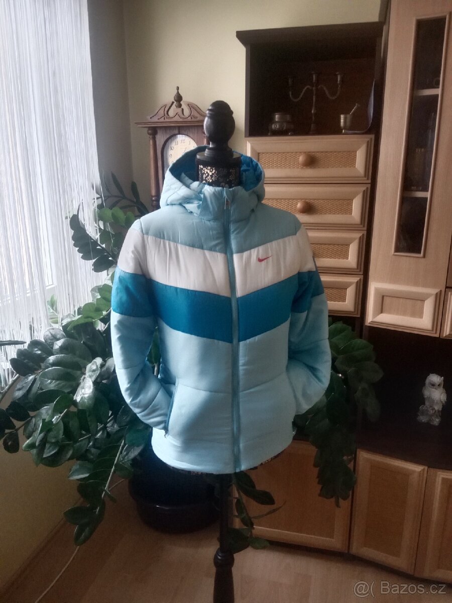 Nije krásná zimní bunda