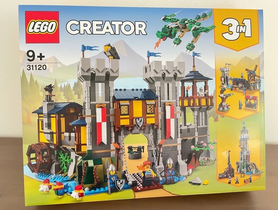 LEGO Creator 31120 - Středověký hrad 3v1