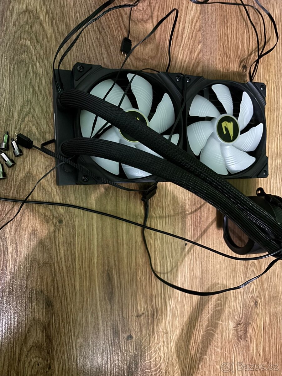 GIGABYTE AORUS WATERFORCE 280 socket am5