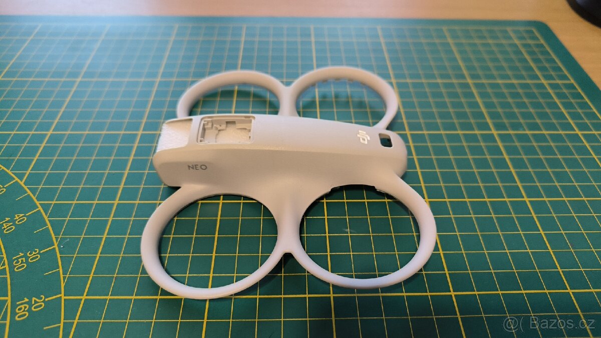 DJI NEO - horní rám