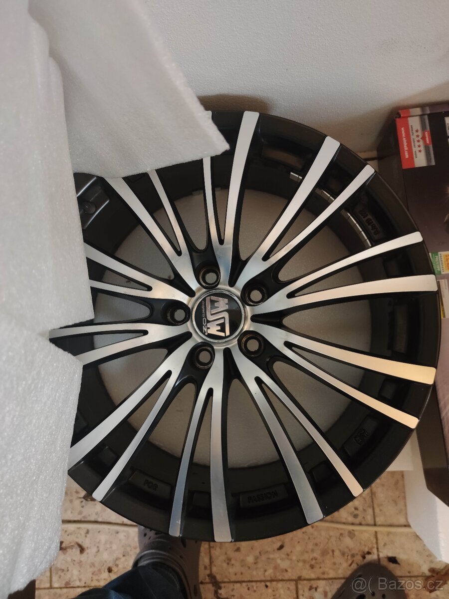 KOLA OZ RACING, ITÁLIE, MSW 20 5 Black, 8x19, počet děr 5, E