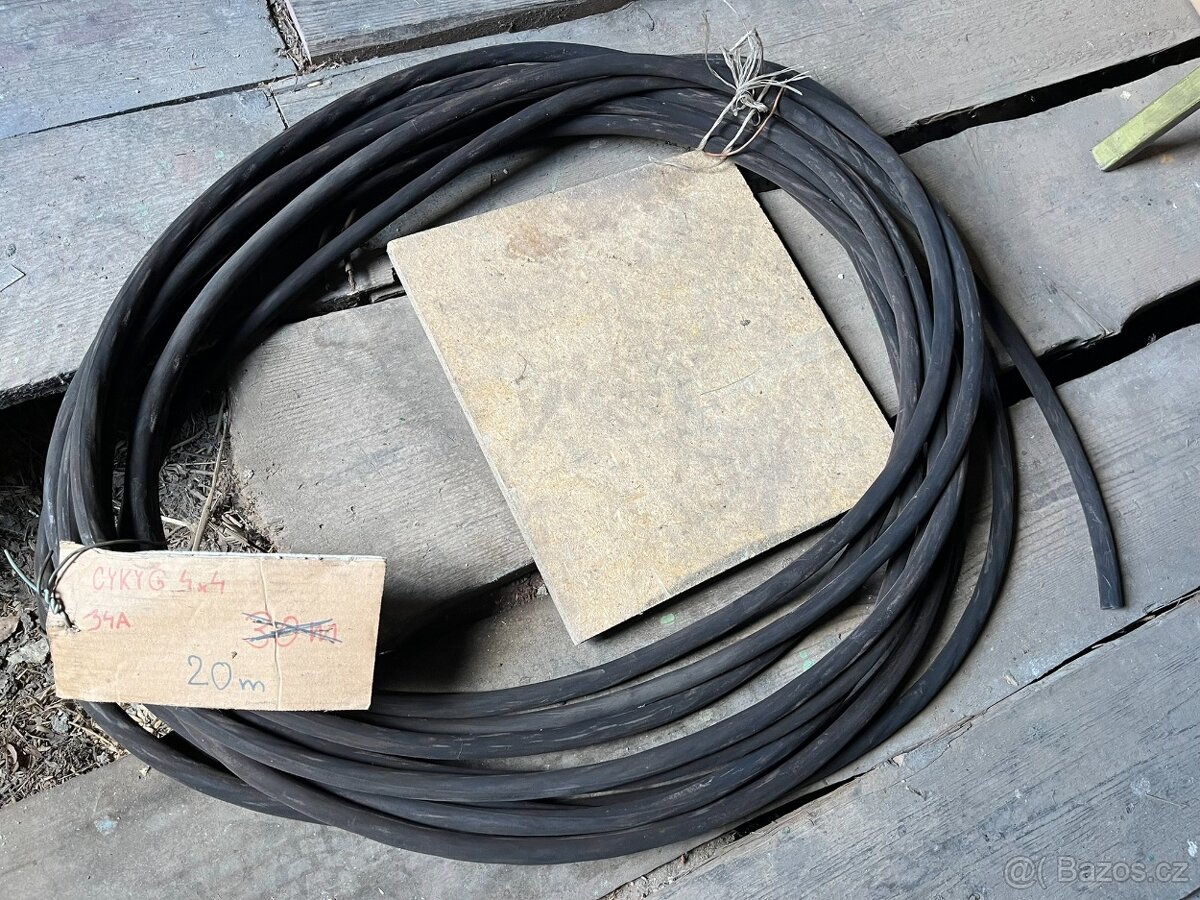 Kabel 4x4 20m (pryž, ohebný)