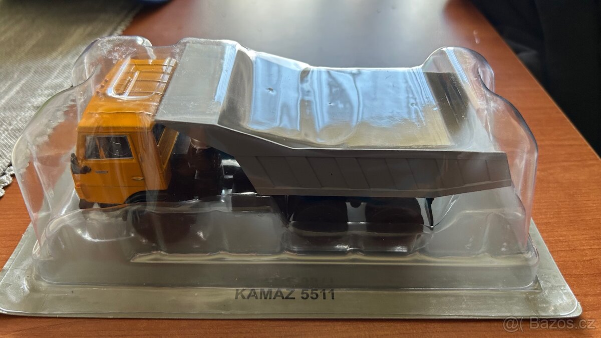 Kamaz 5511, 1:43 deagostini, kultovní náklaďáky