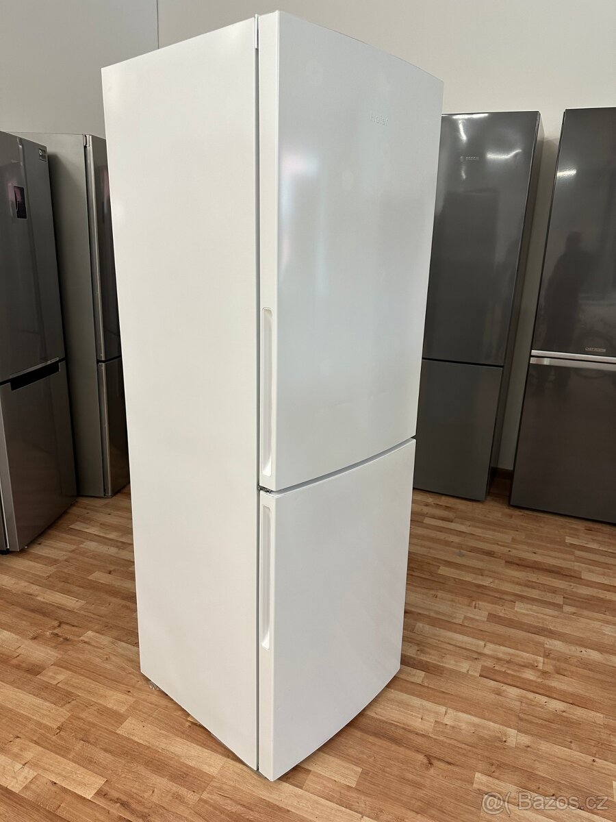 Lednice s mrazákem Haier (224)