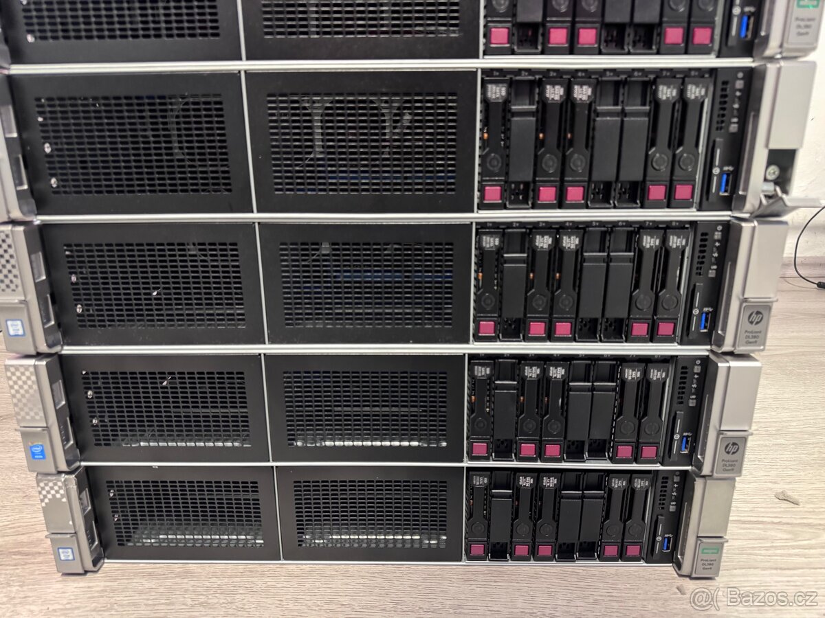 HP ProLiant DL380 Gen9– 2x Xeon / 128GB RAM / 800GB SSD
