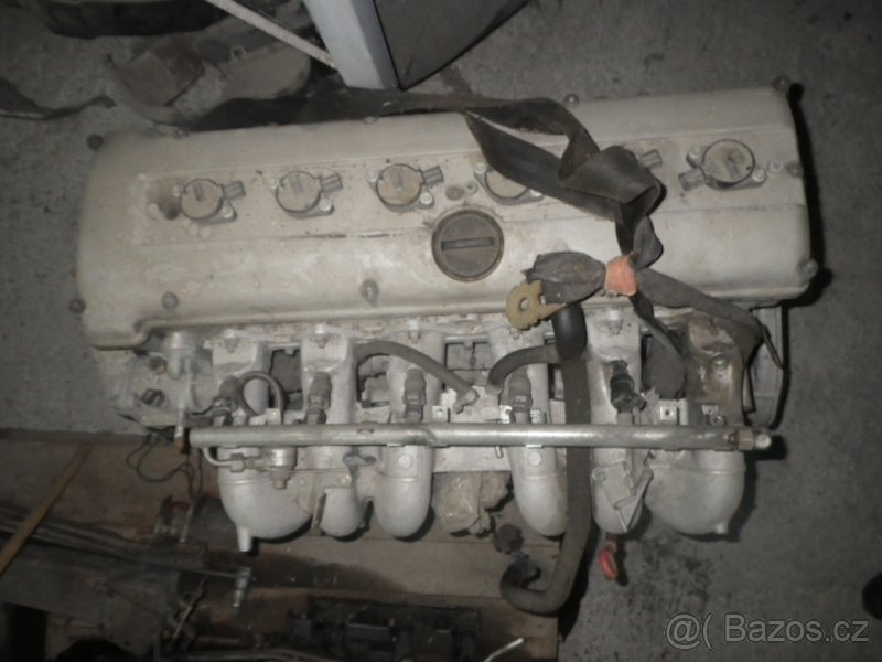 Prodám motor Jaguar XJ 4.0i 177 kW r.v.: 1996 9JPFRB