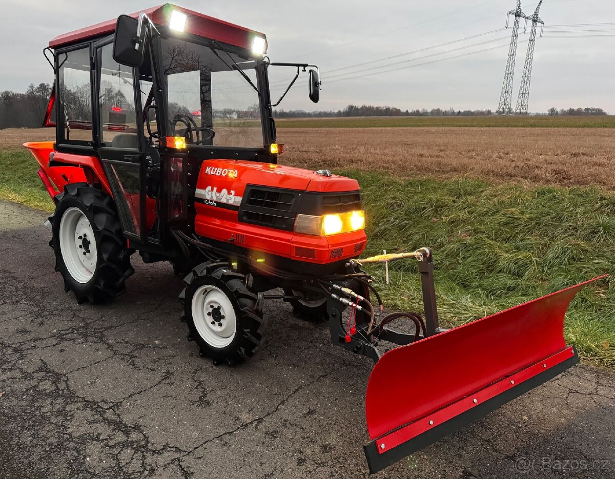 Japonský traktor KUBOTA GL 23
Diesel 3 válec, 23HP