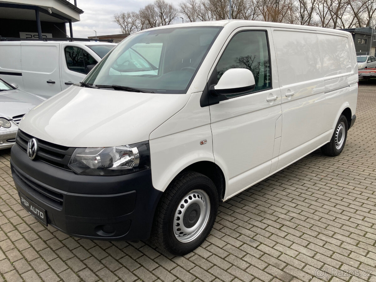 Volkswagen Transporter 2,0TDI 103KW L2H1 2xŠOUP AC NAVI DPH
