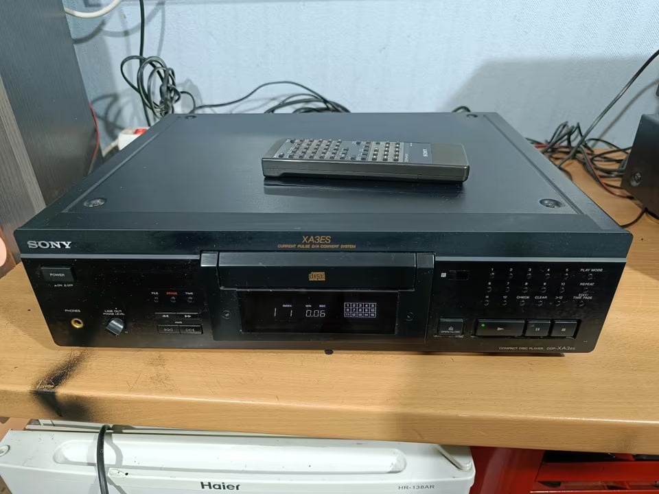 Sony CDP XA 3ES CD Player